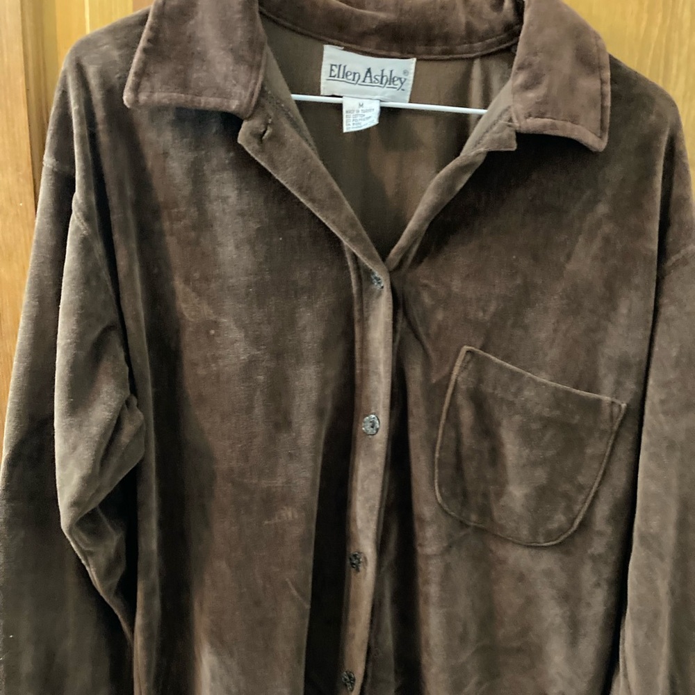 Button Down Ellen Ashley Medium Size - image 2